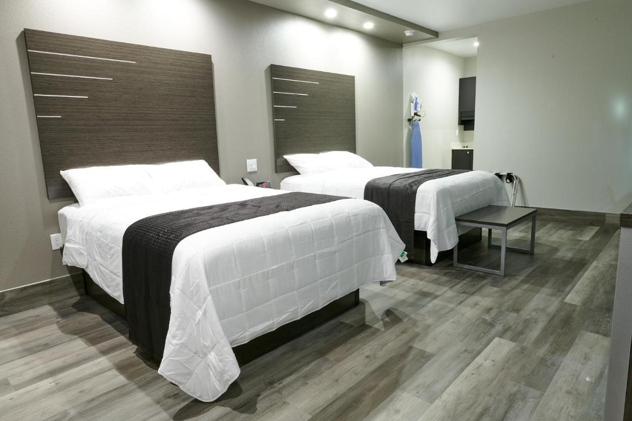 בייטאון Crystal Inn מראה חיצוני תמונה